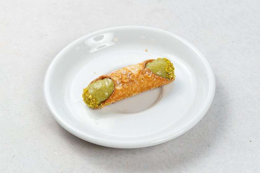 Małe cannoli pistacjowe