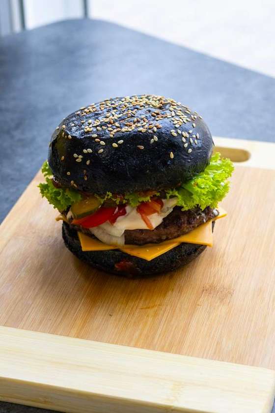 Бургер яловичина (чорний)
