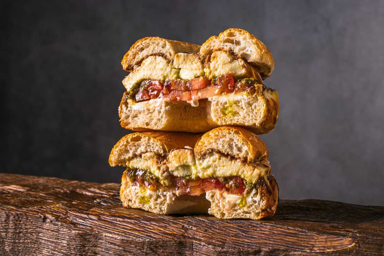 Bagel wtih Mozzarella