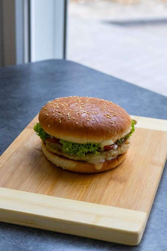 Бургер яловичина (білий)