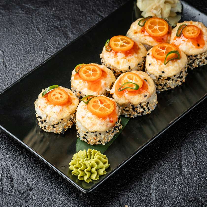 Запечений рол з креветками та манго (280г)