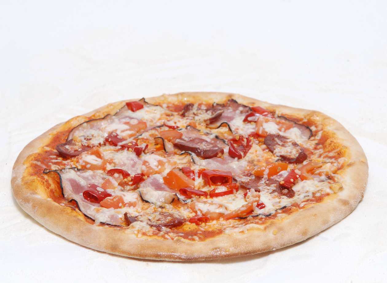 Pizza Piccantina (Ostrá) "142"