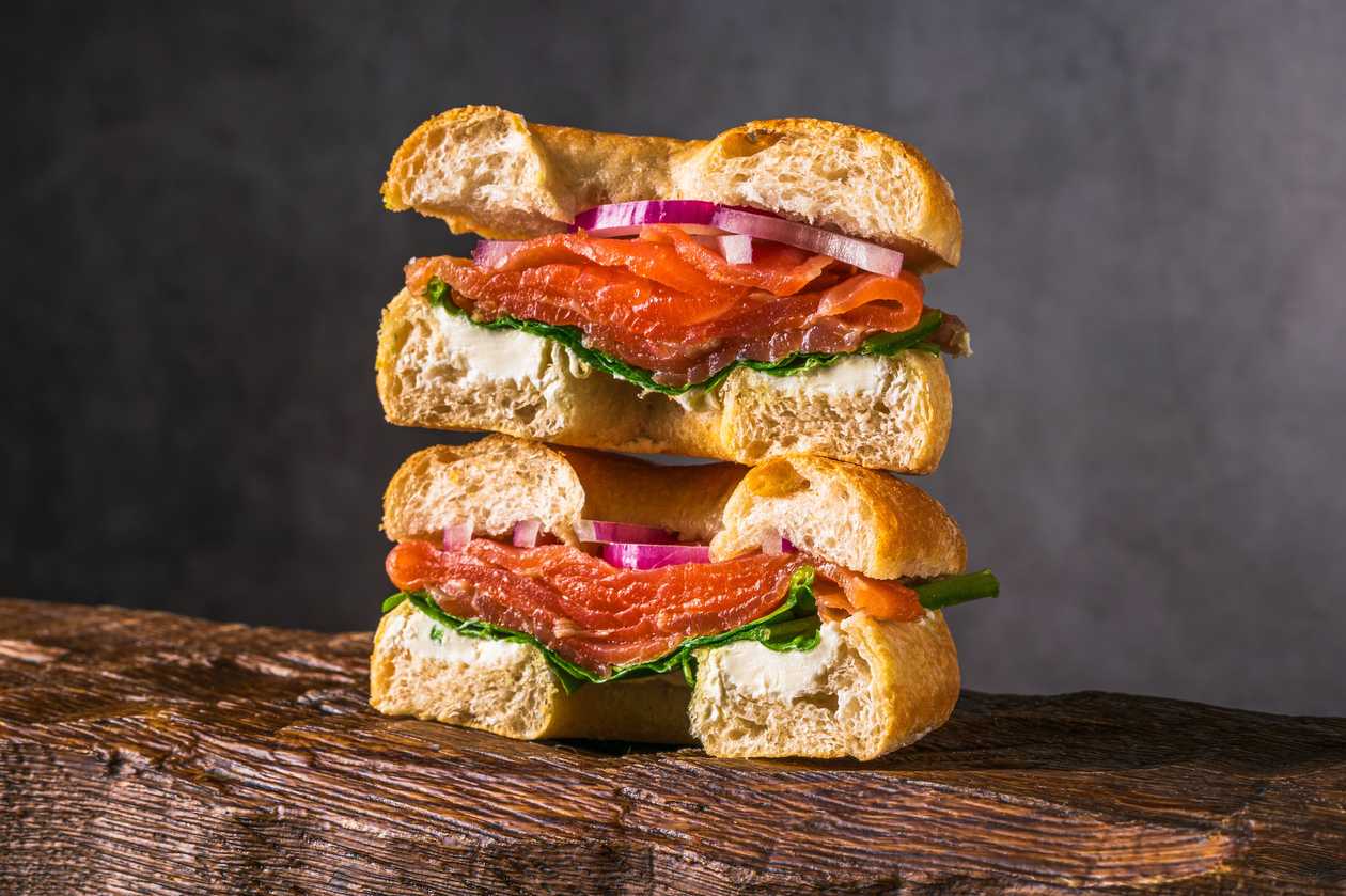 Bagel with smoked salmon