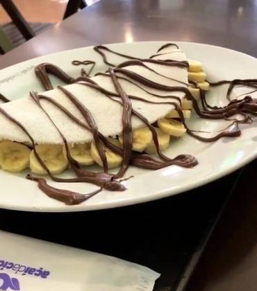 Tapioca Banana com creme de avelã
