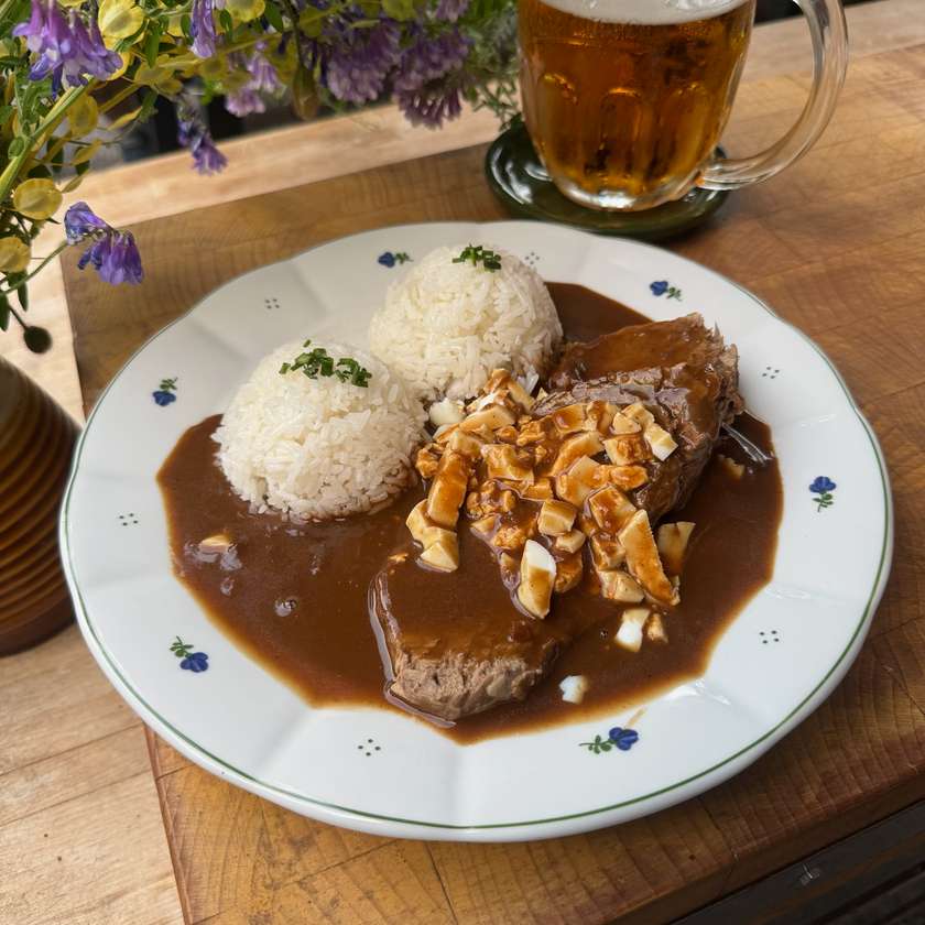 Roast beef, Štěpánská sauce, rice