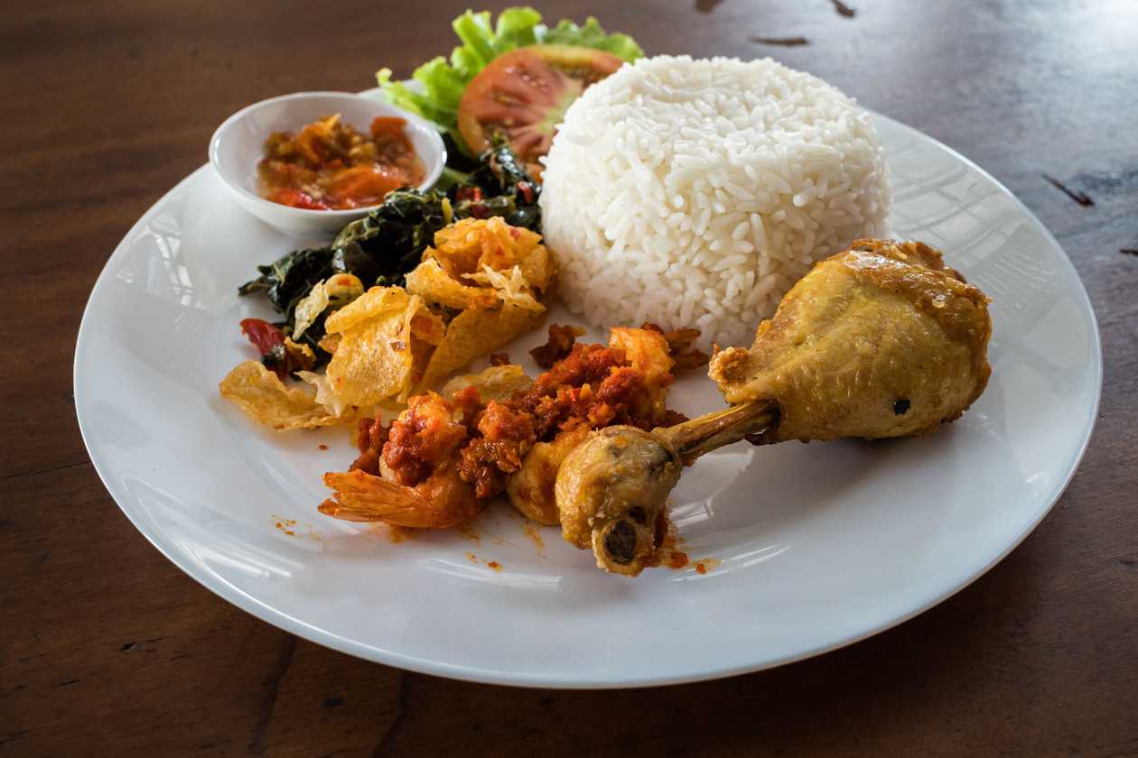 Fragrant and tender chicken, rice