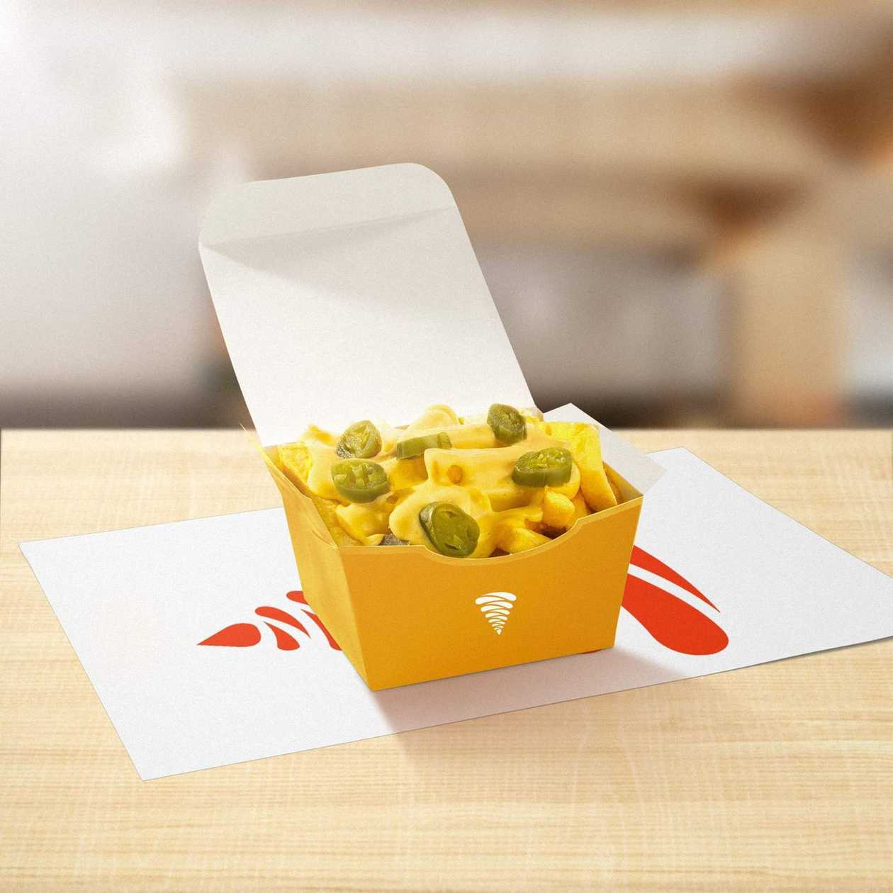Fries with cheese sauce