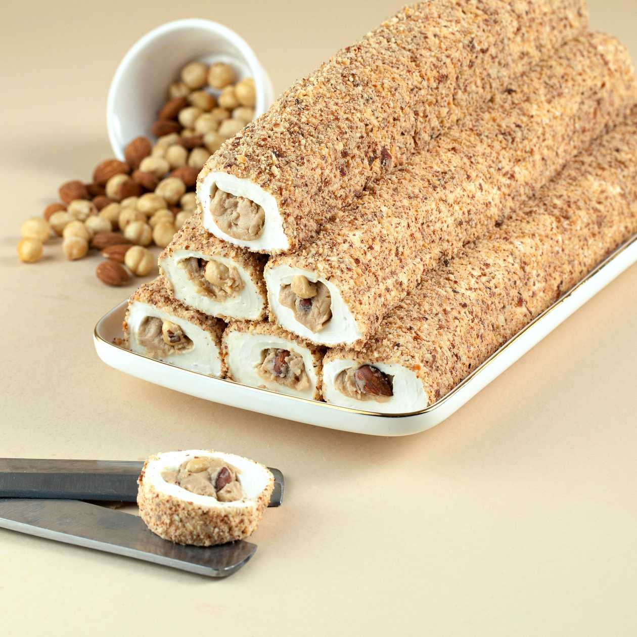 Sultan Kofe Dubl Badamlı Sarma / Sultan Wrapped with Double Almond Coffee