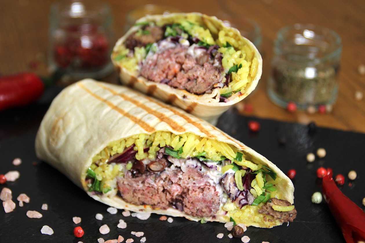 Burrito cu chiftele din vită