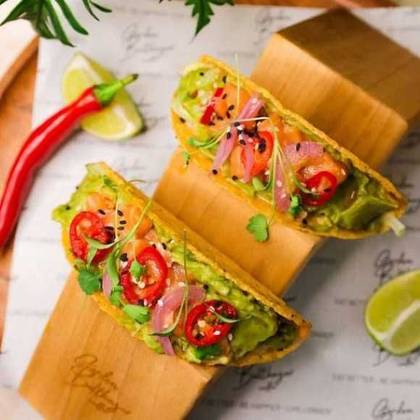 Tacos de Salmão