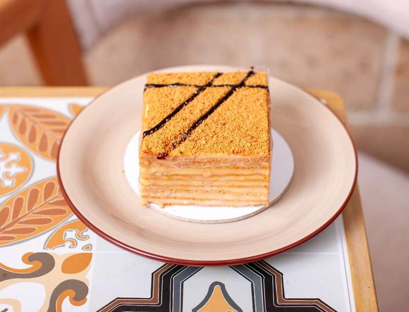 Ballı tort