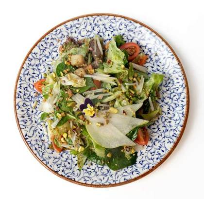Warm Salad with Liver and Pear