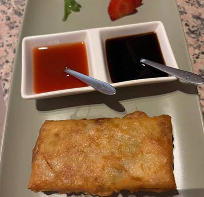 Chinese Spring Roll (1 Unit) With Sauce N4