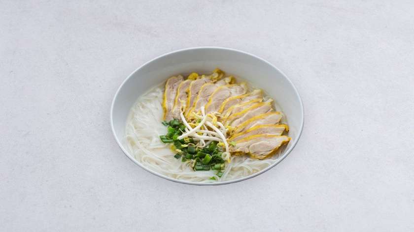 Pho w bulionie z kurczakiem
