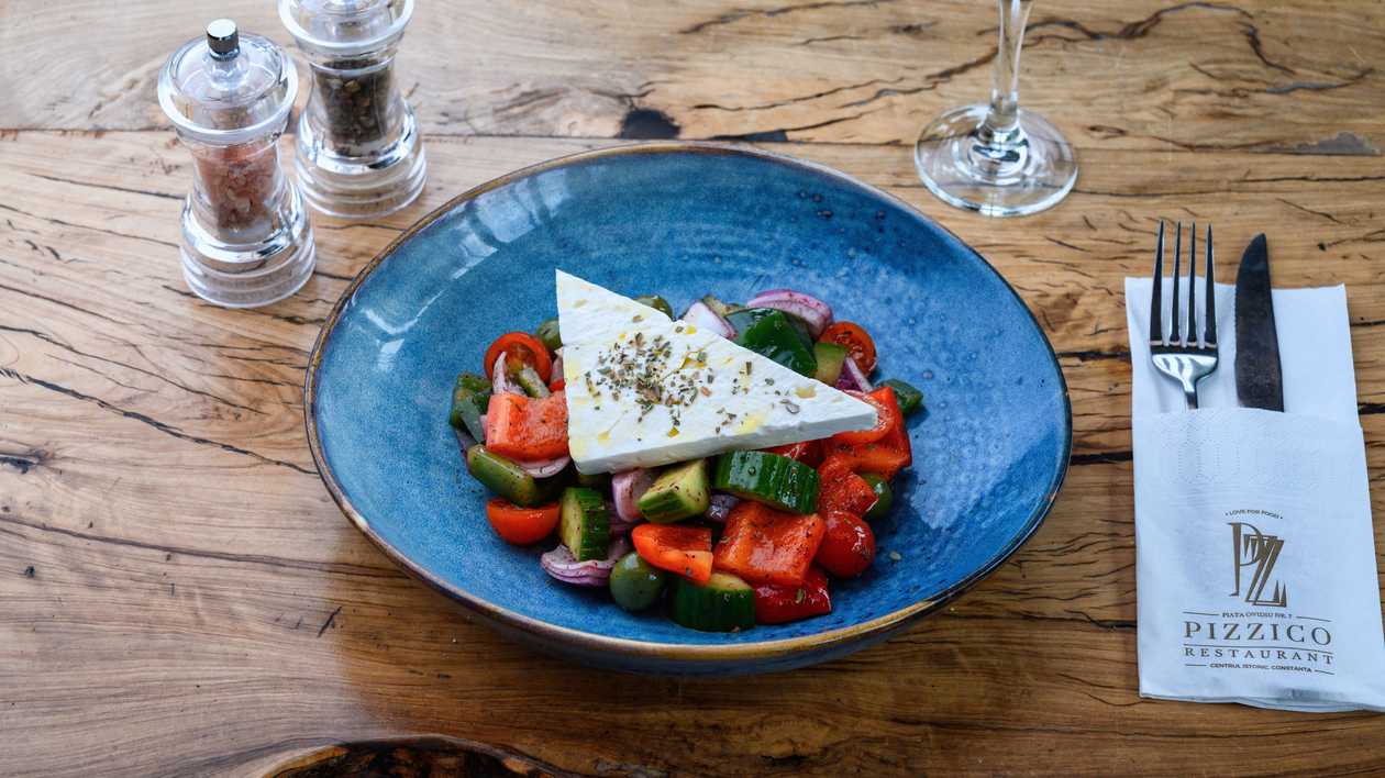 Salata greceasca