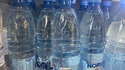 Минеральная вода (негазированная)