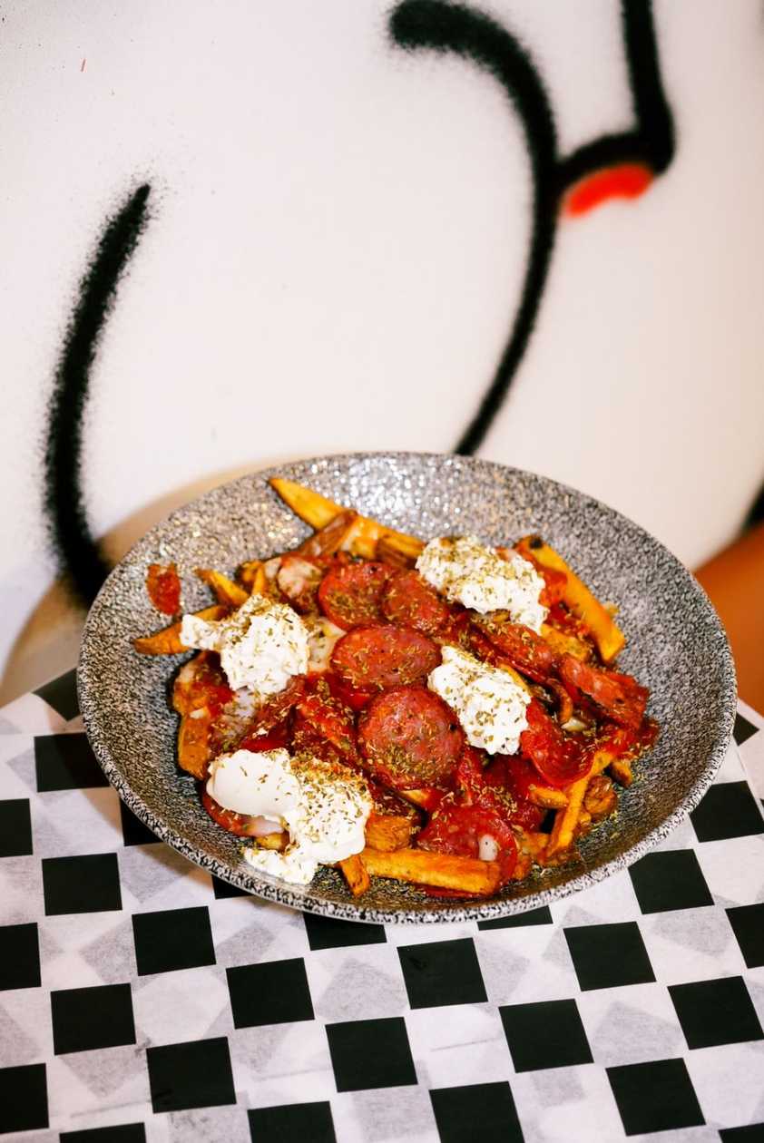 PIZZA PEPPERONI FRIES
