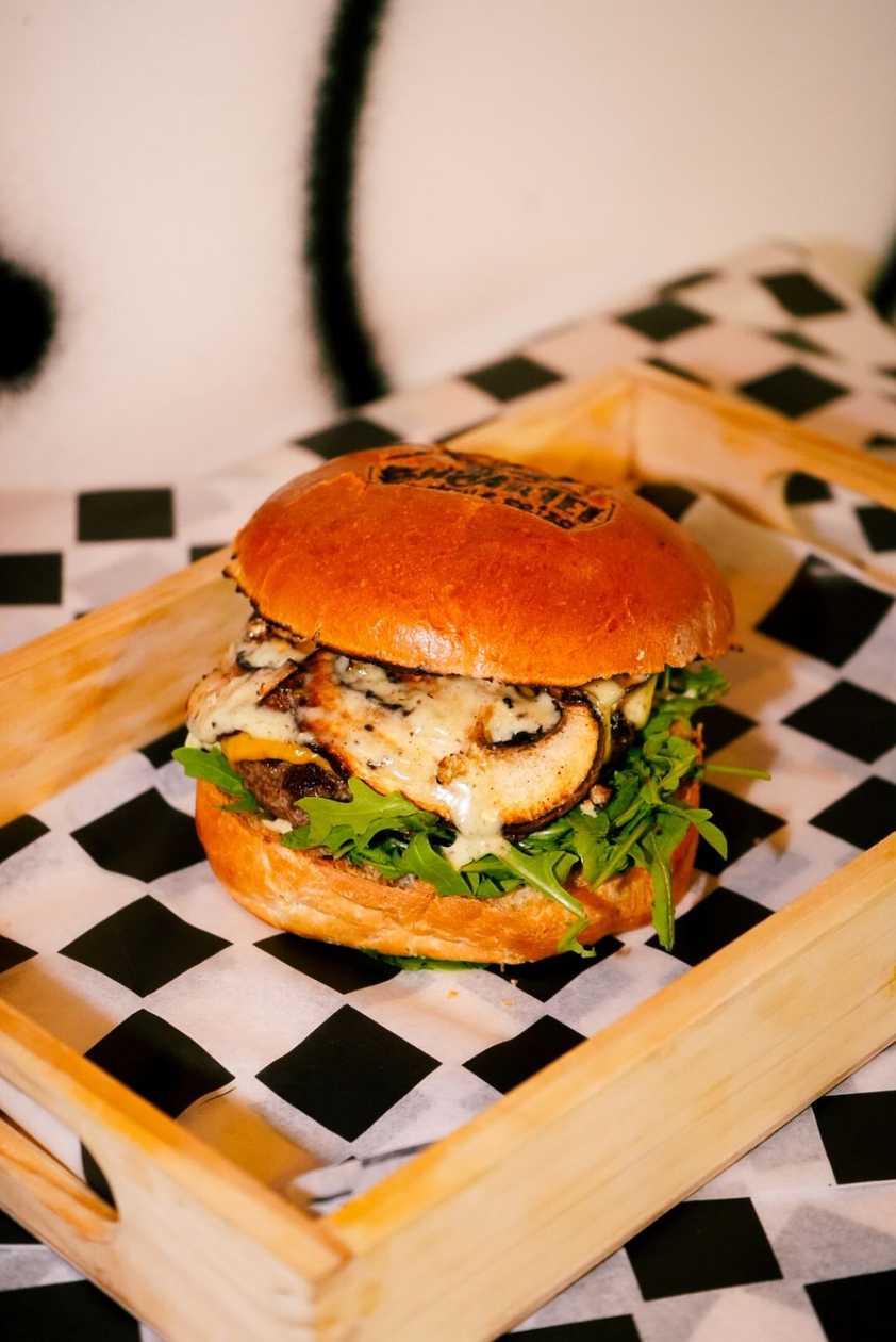 BURGER TRUFLOWY