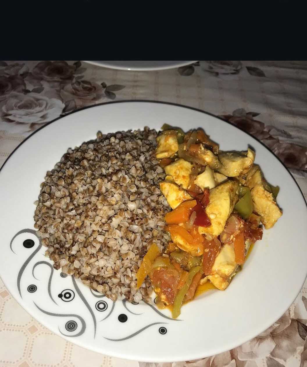 Chicken cutlet with buckwheat.
