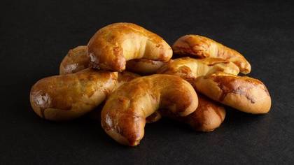 Пирожok со шпеком