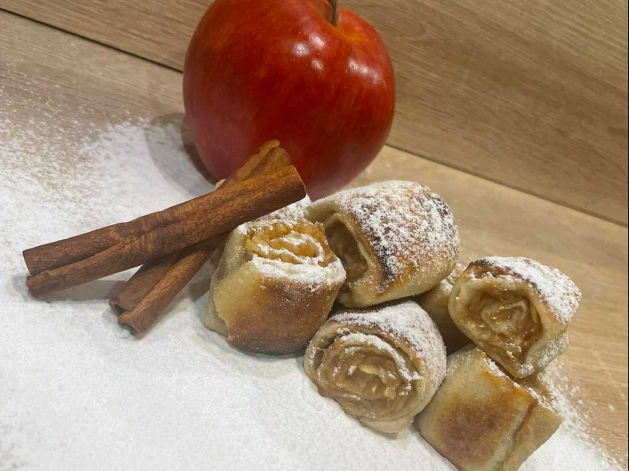 Jablečno-skořicové rolls