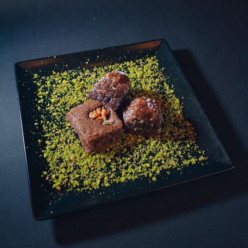 Chocolate baklava