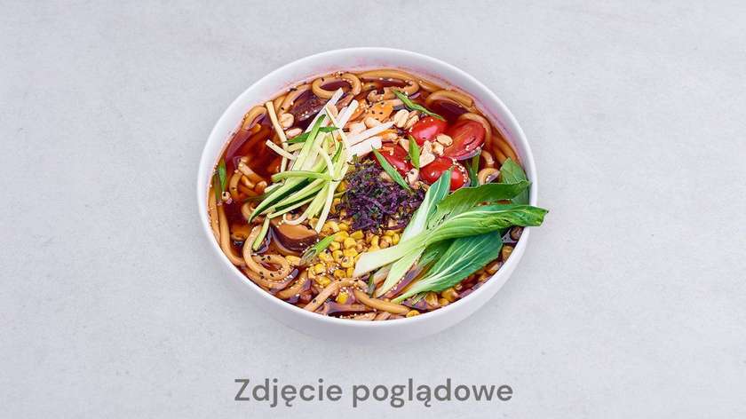 Ramen tajski z warzywami