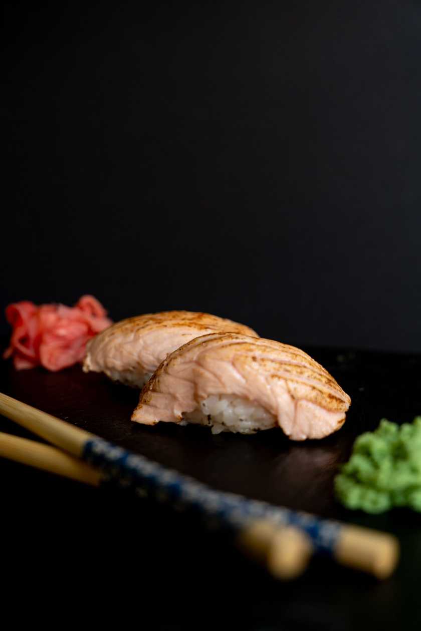 NIGIRI OPIEKANY ŁOSOŚ