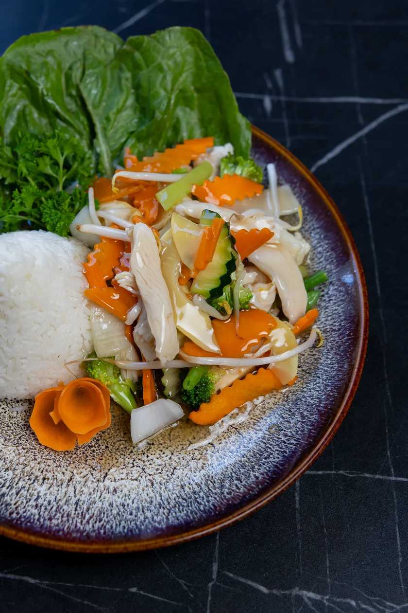 Roasted chicken meat with vegetables