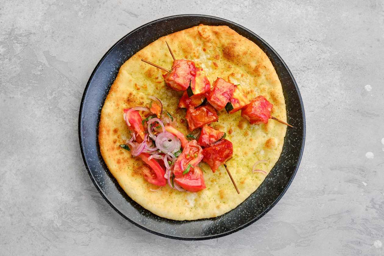 Stuffed Kulcha Aloo/Onion/Paneer/Mix