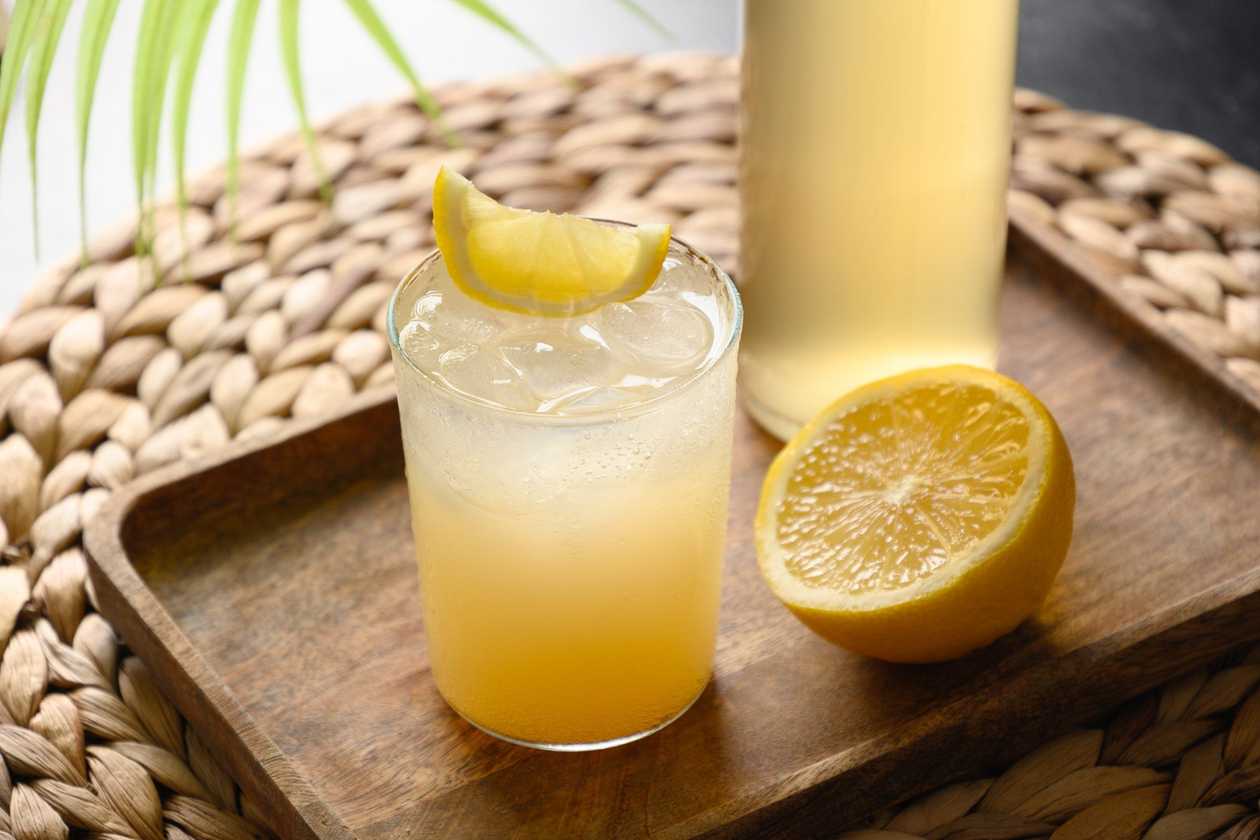 Sweet 'n' Sour Lemonade