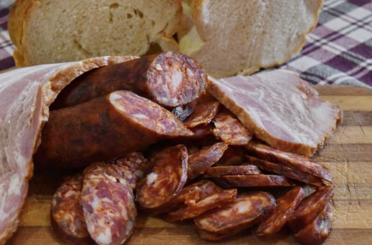Sujuk