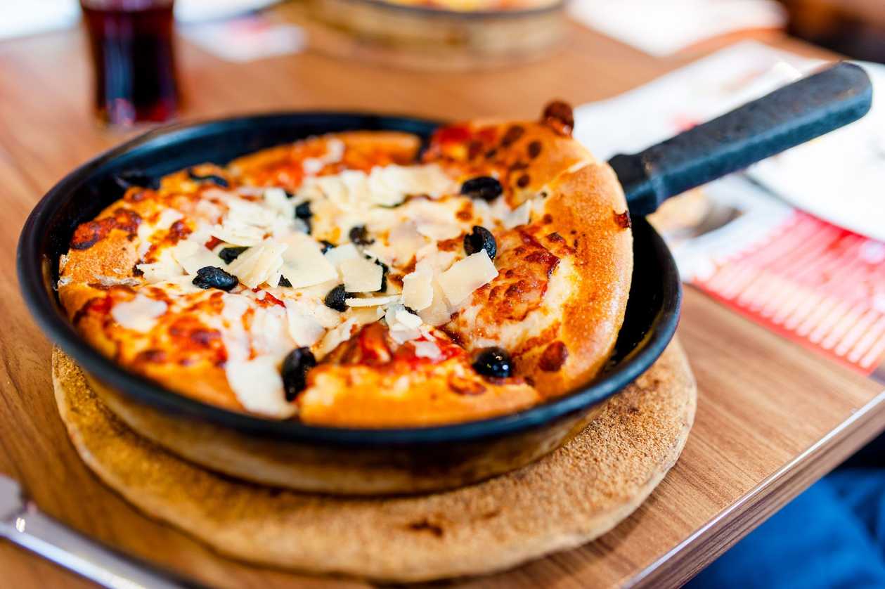 WEDNESDAY OFFER - 2 Calzone Barrels & Stools Pizzas @ Ksh 2025