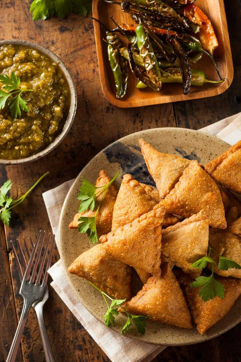 Veg Samosas (5pcs)