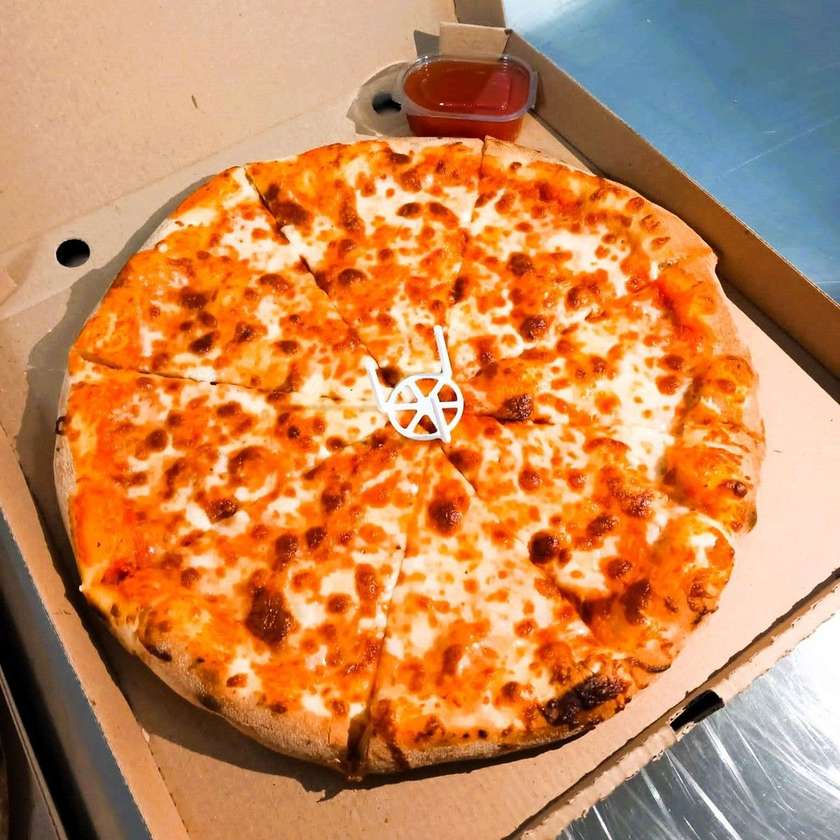 Margherita Pizza Large Ø32cm 1+1