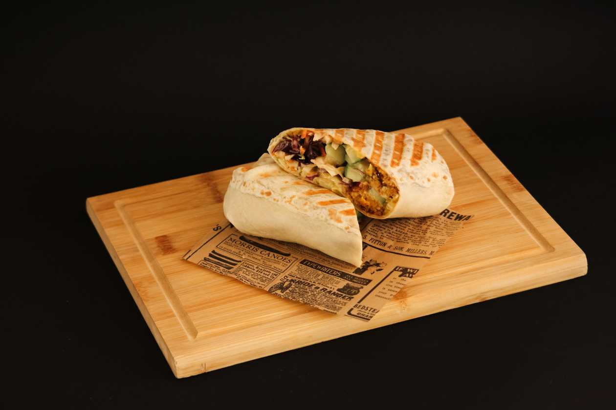 Tortilla wrap with falafel