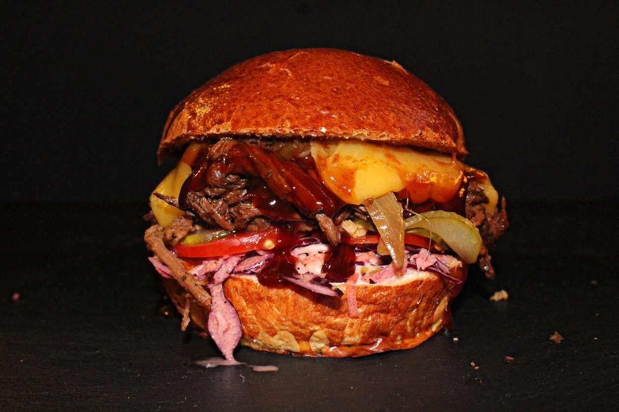 Burgeris “Pulled Beef”