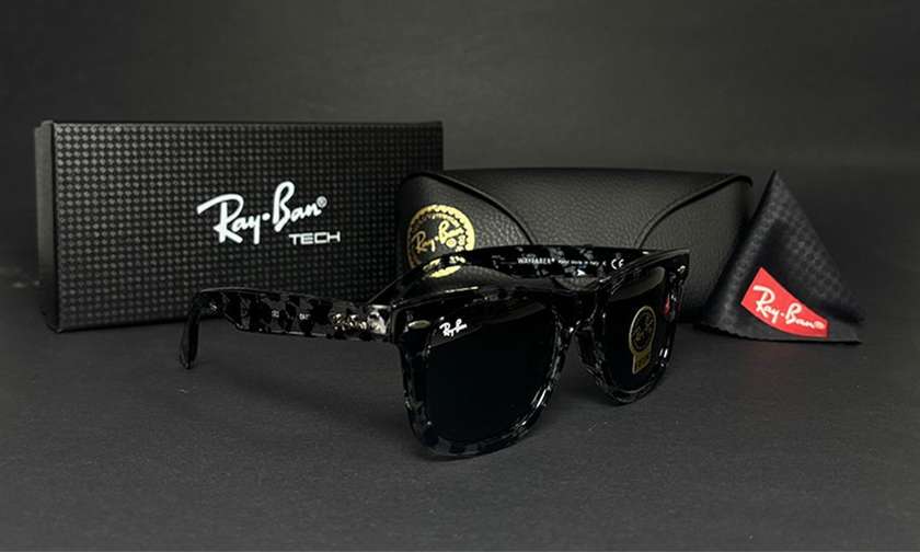 Ray-Ban sunglasses (4221)