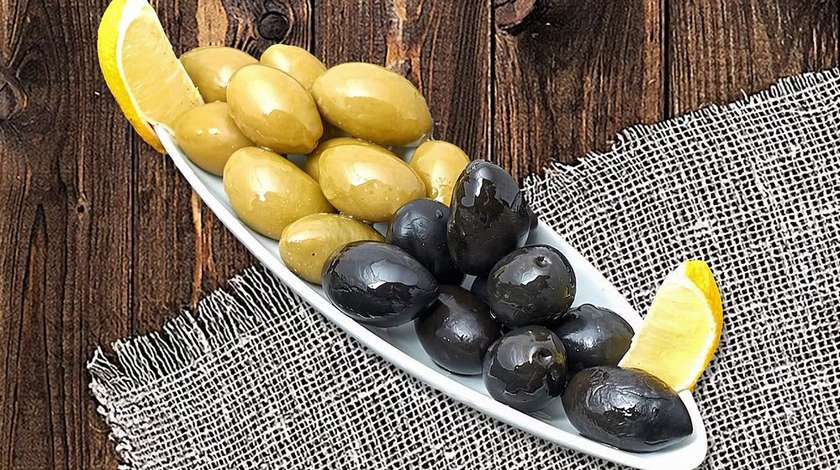 Olivy s citronem
