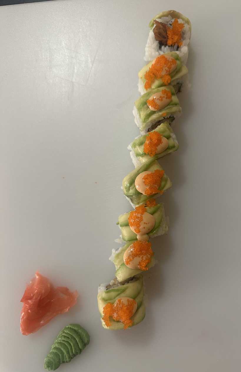 Dragon Roll - 8 pcs+ cola