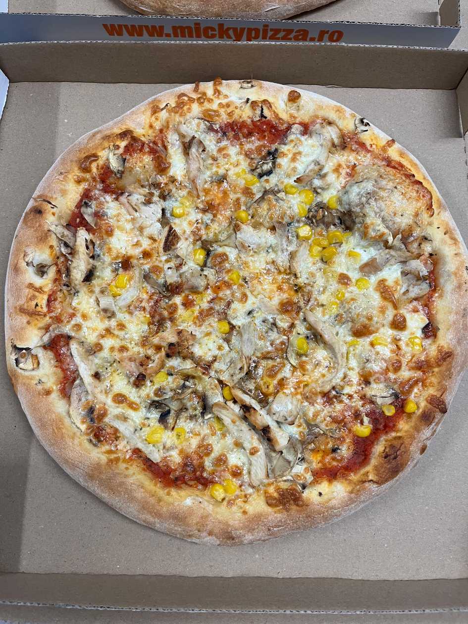 Pizza pollo e funghi