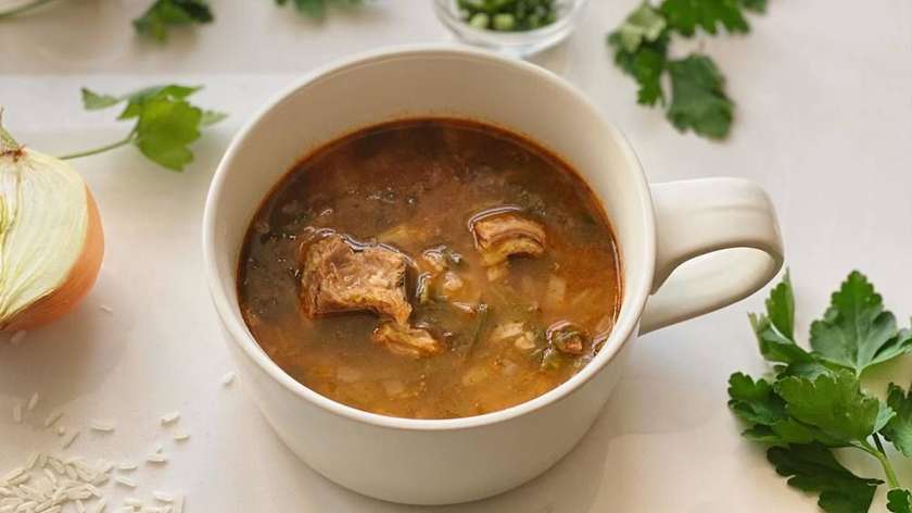 Soup Kharcho – Spicy Beef and Rice Soup