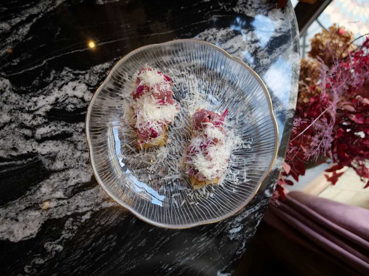 Vitello on brioche