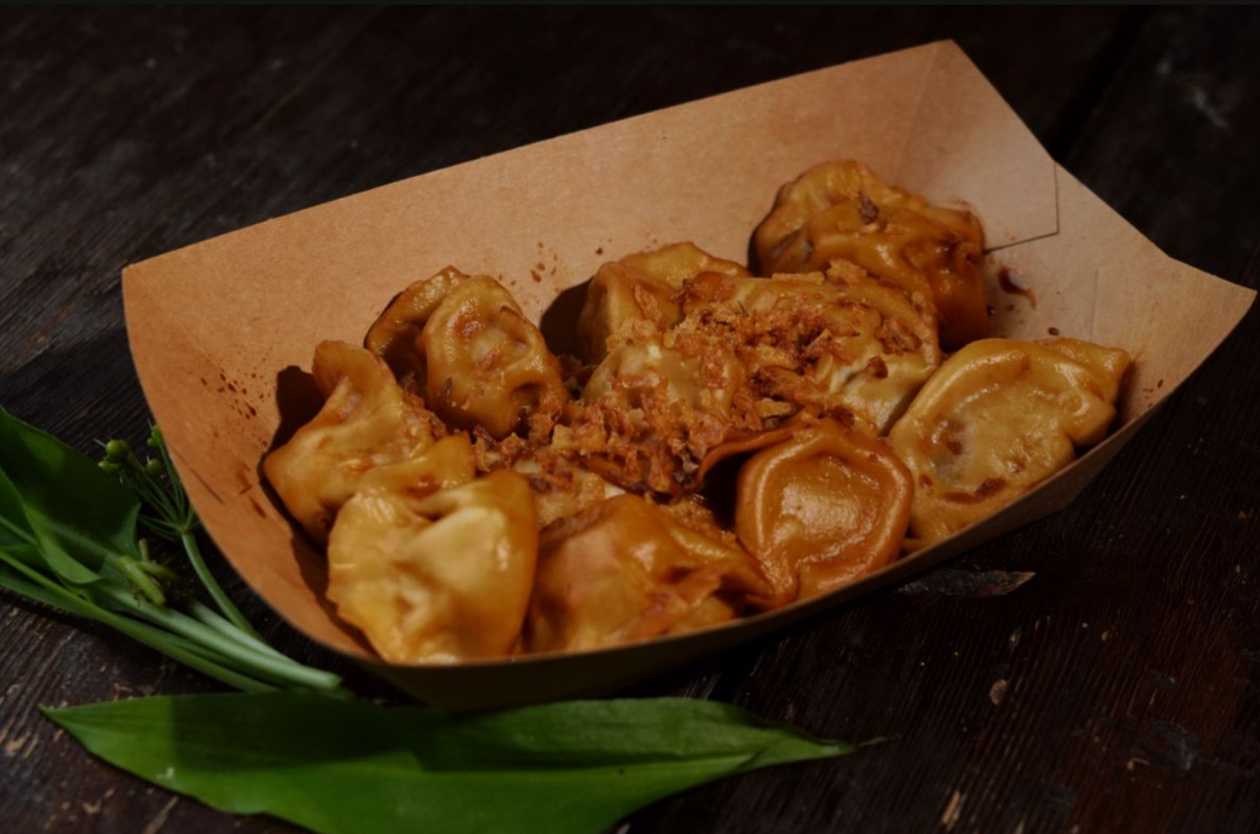 Chinese Dumplings with Pork 猪肉饺子
