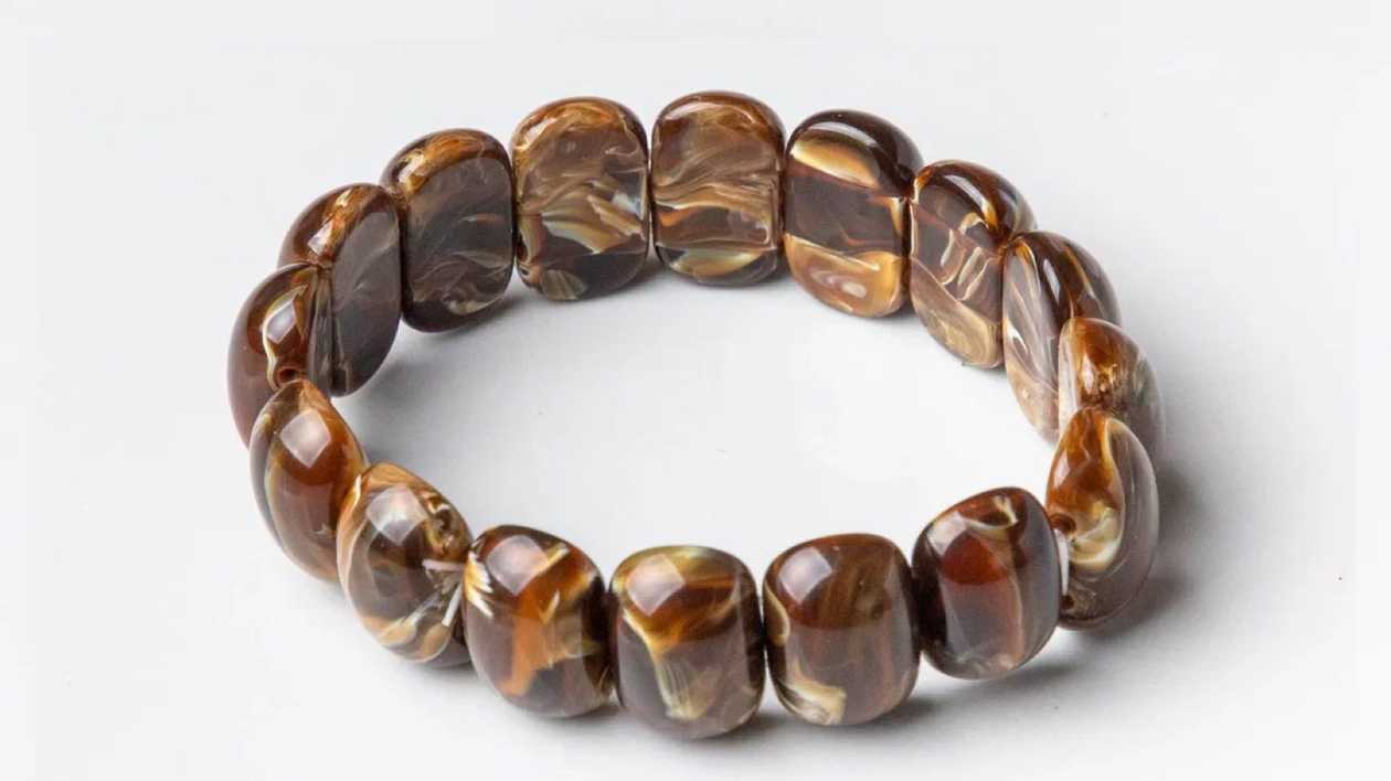 Delicate bracelet in mixed colors - unisex
