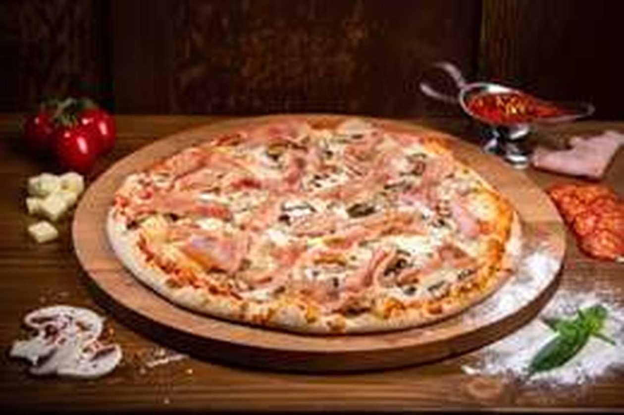 Pizza cu Sunca si Ciuperci Ø 32cm