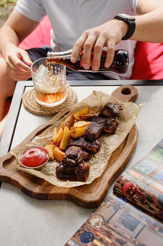 Свинні реберця в соусі BBQ з картоплею