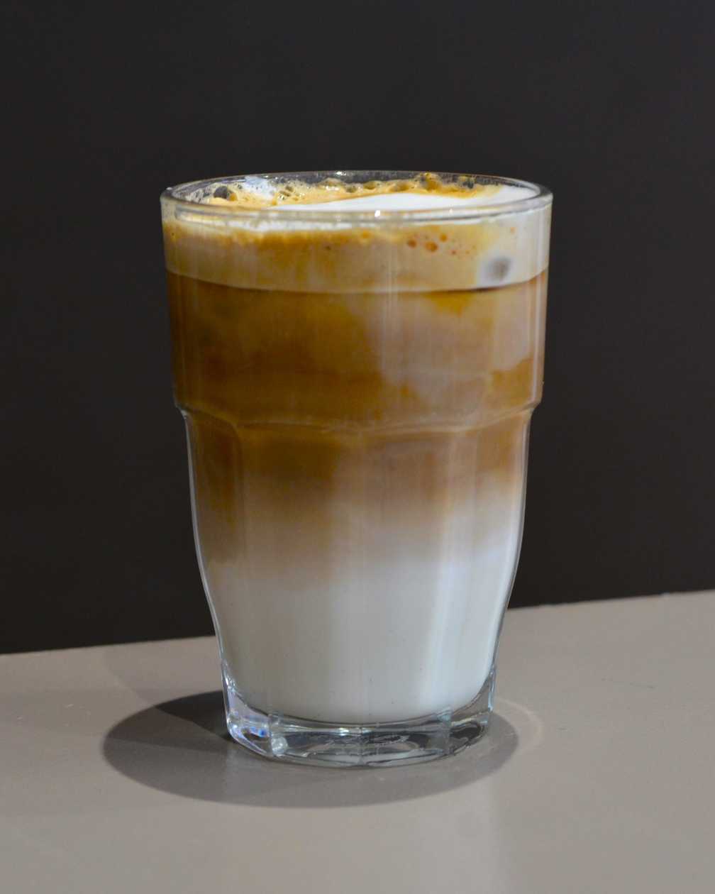 Iced Caffé Latte