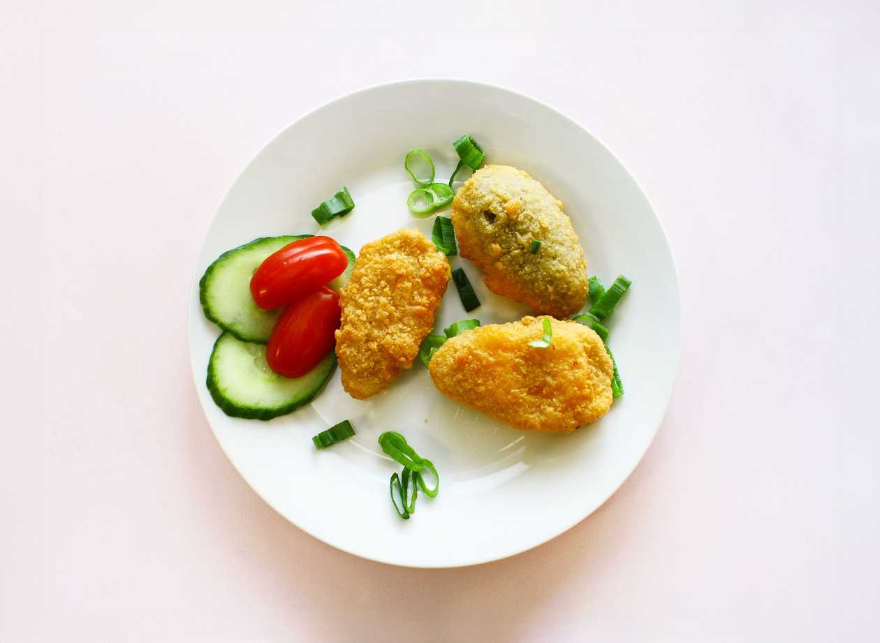 Jalapeño Poppers With Cheddar