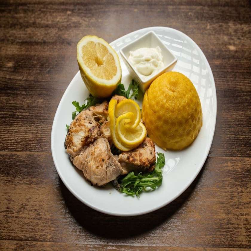 Somn la Gratar cu Mamaliga si Mujdei